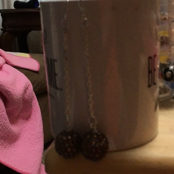 Large bumpy bead on silver chain w/ silver metal fish hook earwire earrings E105 - Picture 3 of 4